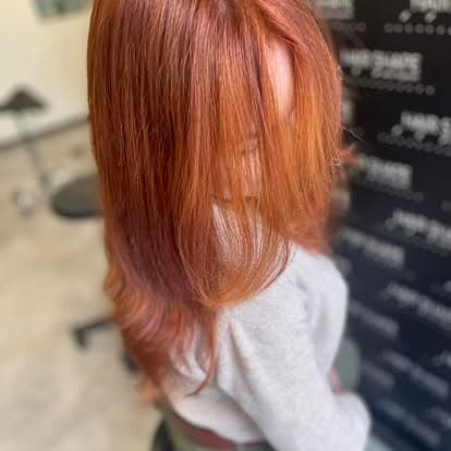 Miedziany bob — fryzura z salonu Hair Shape